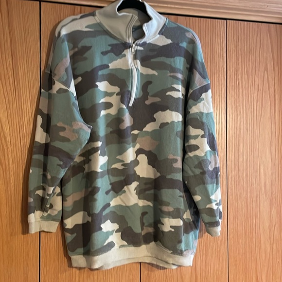 Aerie quarter zip sweatshirt - Picture 1 of 3